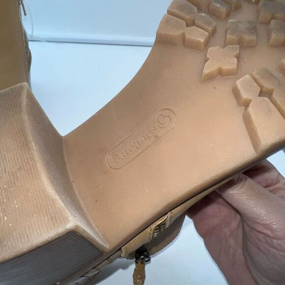 BareTraps Haile Chunky Sole Ankle Bootie - Picture 5 of 10